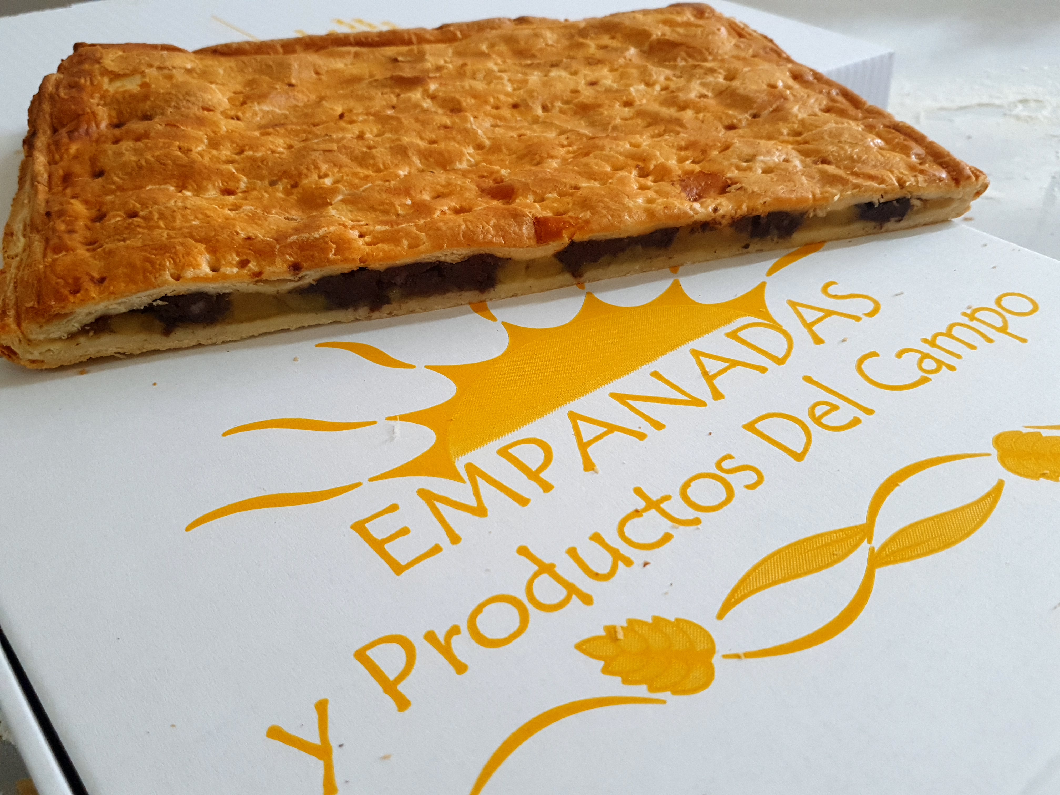 Empanada de Morcilla y Manzana